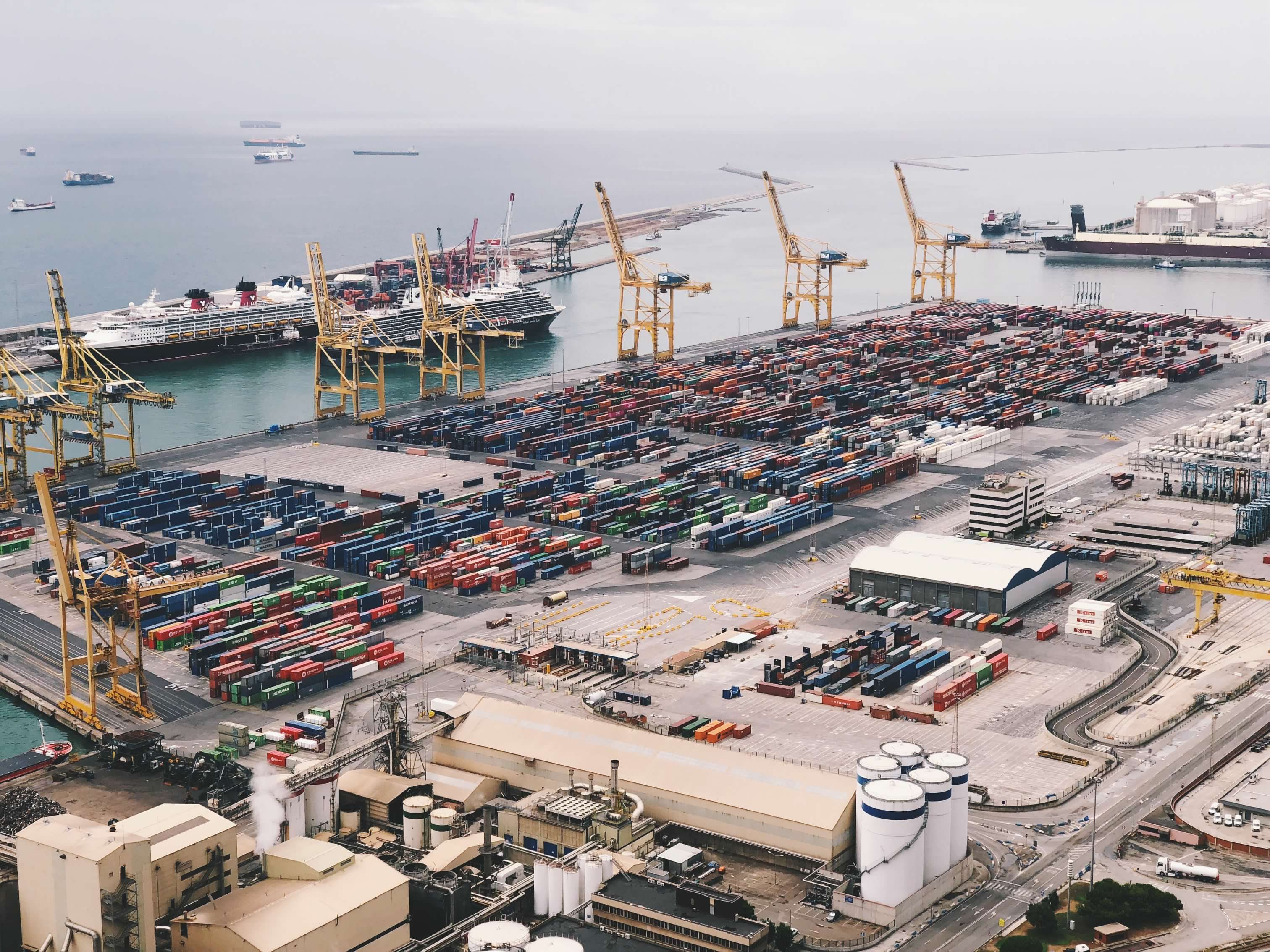 Contenedores de carga - Civitas Comercializadora